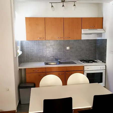 Mandy Apartament *