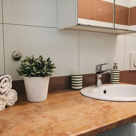 Apartament Mandy *
