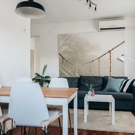 Mandy Apartament