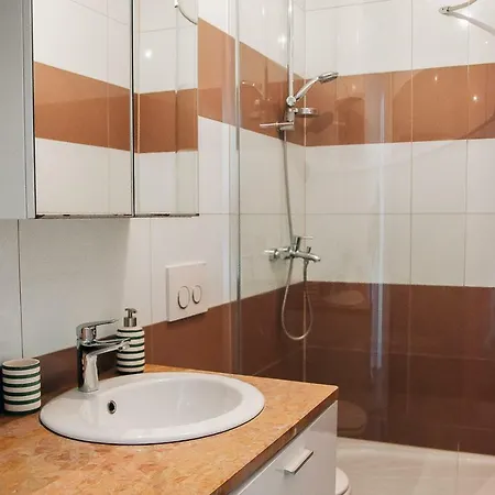 Mandy Apartament *