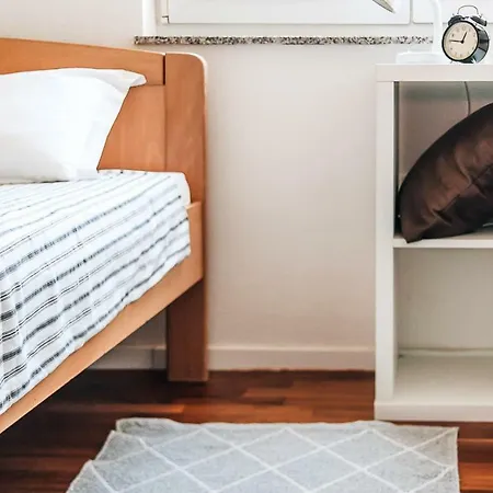 Mandy Apartament *