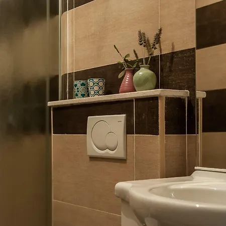Mandy Apartament *