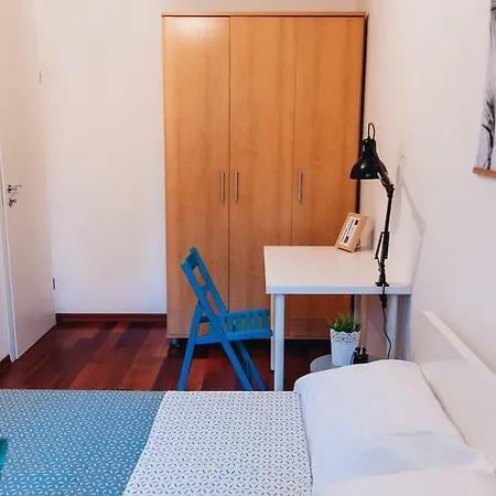 Mandy Apartament *